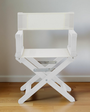 Charger l'image dans la galerie, Fauteuil enfant metteur en scène personnalisé - Châssis blanc (Copie)