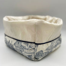 Charger l'image dans la galerie, Panier de rangement Toile de jouy marine