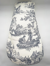 Charger l'image dans la galerie, Gigoteuse bébé personnalisée Toile de jouy marine