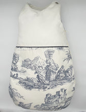 Charger l'image dans la galerie, Gigoteuse bébé personnalisée Toile de jouy marine