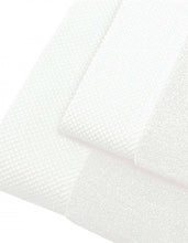 Charger l'image dans la galerie, Drap de douche bordure nid d'abeille 70x140 cm personnalisé