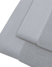 Charger l'image dans la galerie, Drap de douche bordure nid d'abeille 70x140 cm personnalisé