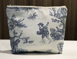 Trousse de toilette personnalisée Toile de jouy marine